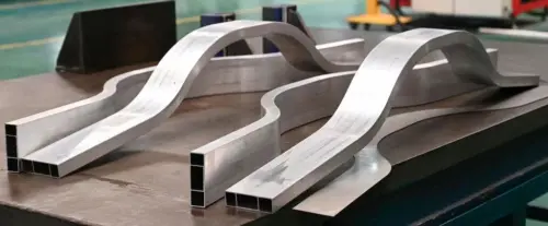 Машина для растяжной гибки бамперных балок